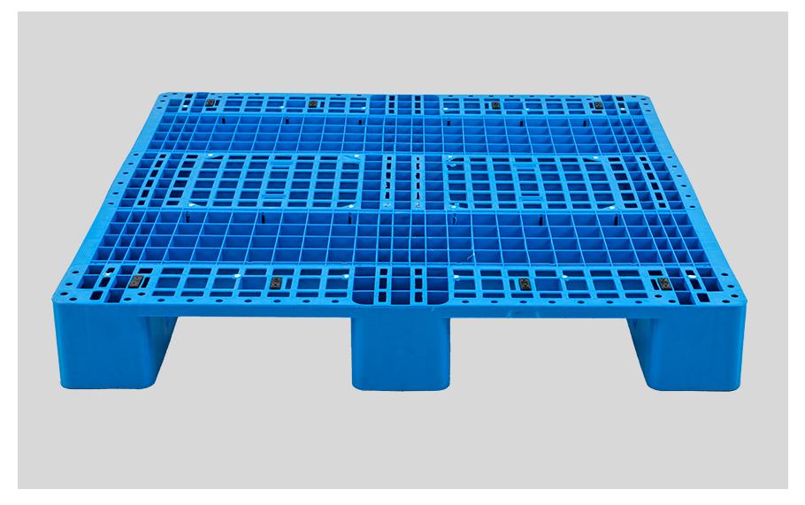軒盛塑業(yè)1111網(wǎng)格川字塑料托盤正面