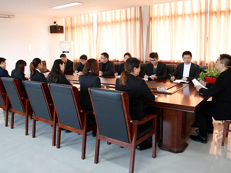 軒盛塑料托盤生產(chǎn)廠家會(huì)議室